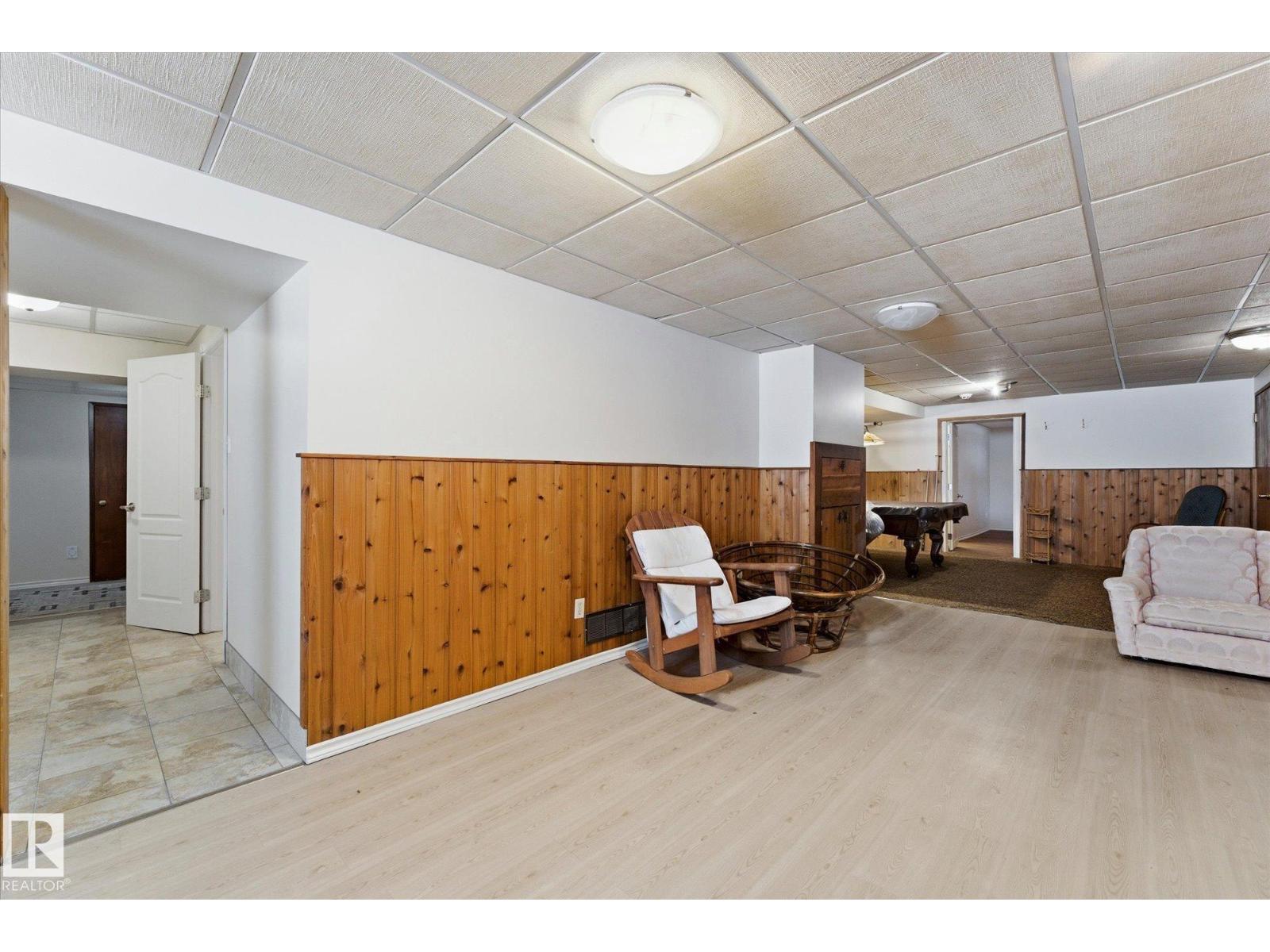 25750 18 ST NW - 30