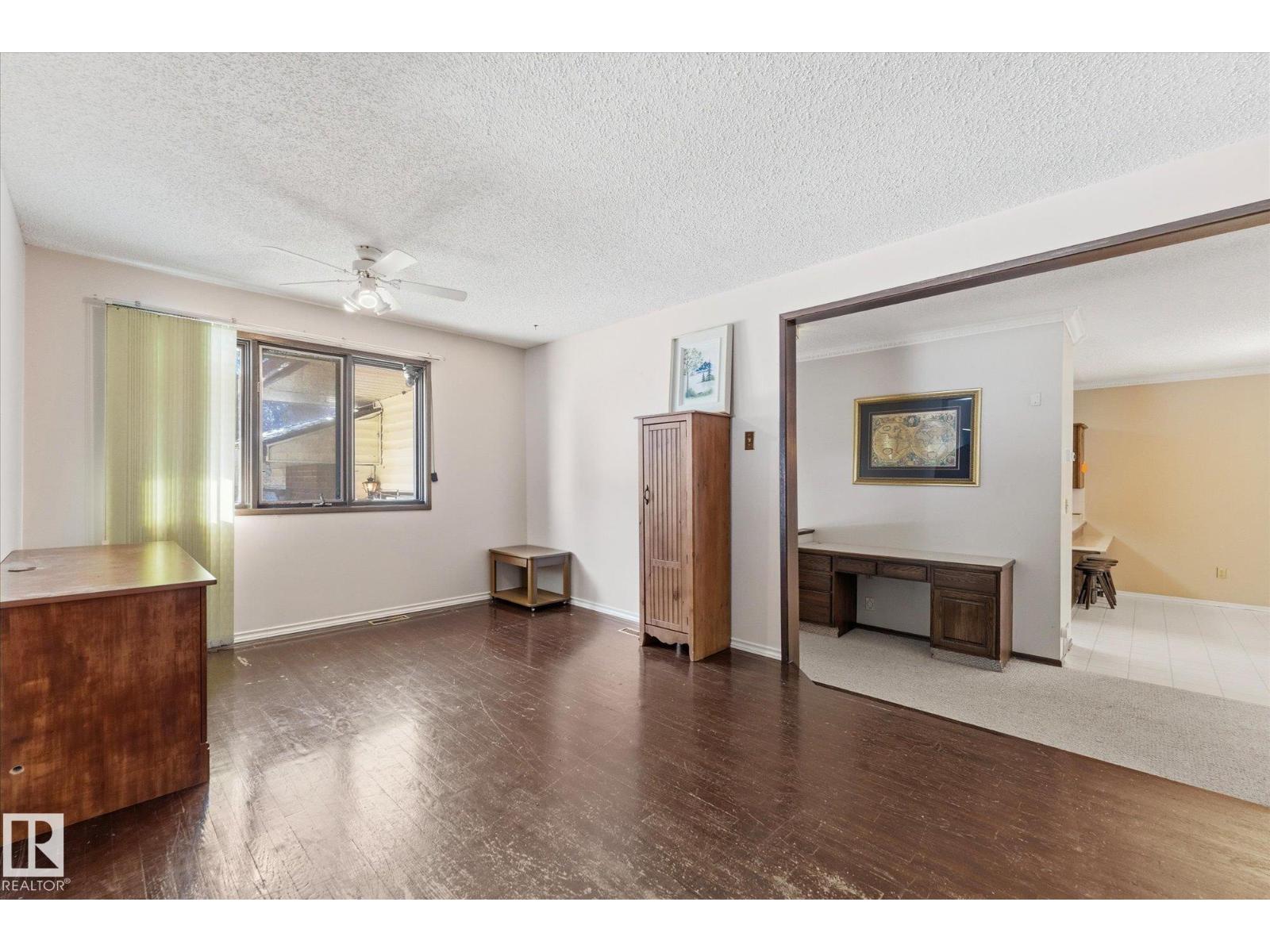 25750 18 ST NW - 55