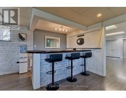 75 Pembroke Street, Whitewater Region, ON K0J1K0 Photo 32
