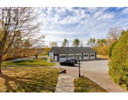 75 Pembroke Street, Whitewater Region, ON K0J1K0 Photo 36