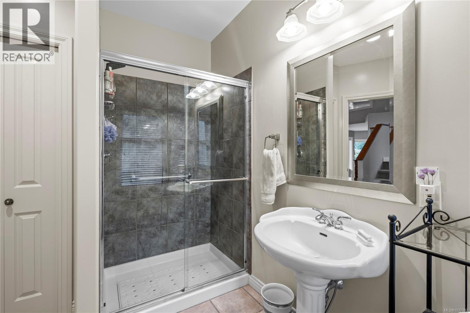 3380 Redden Rd - 31