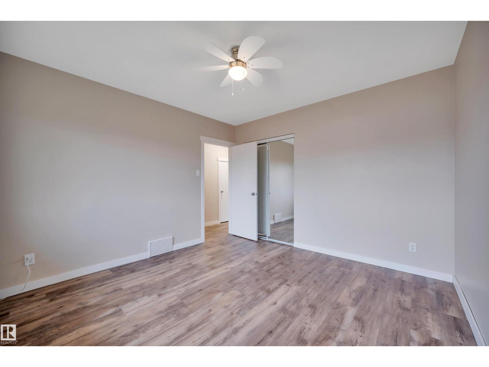 6515 104 A ST NW NW - 16
