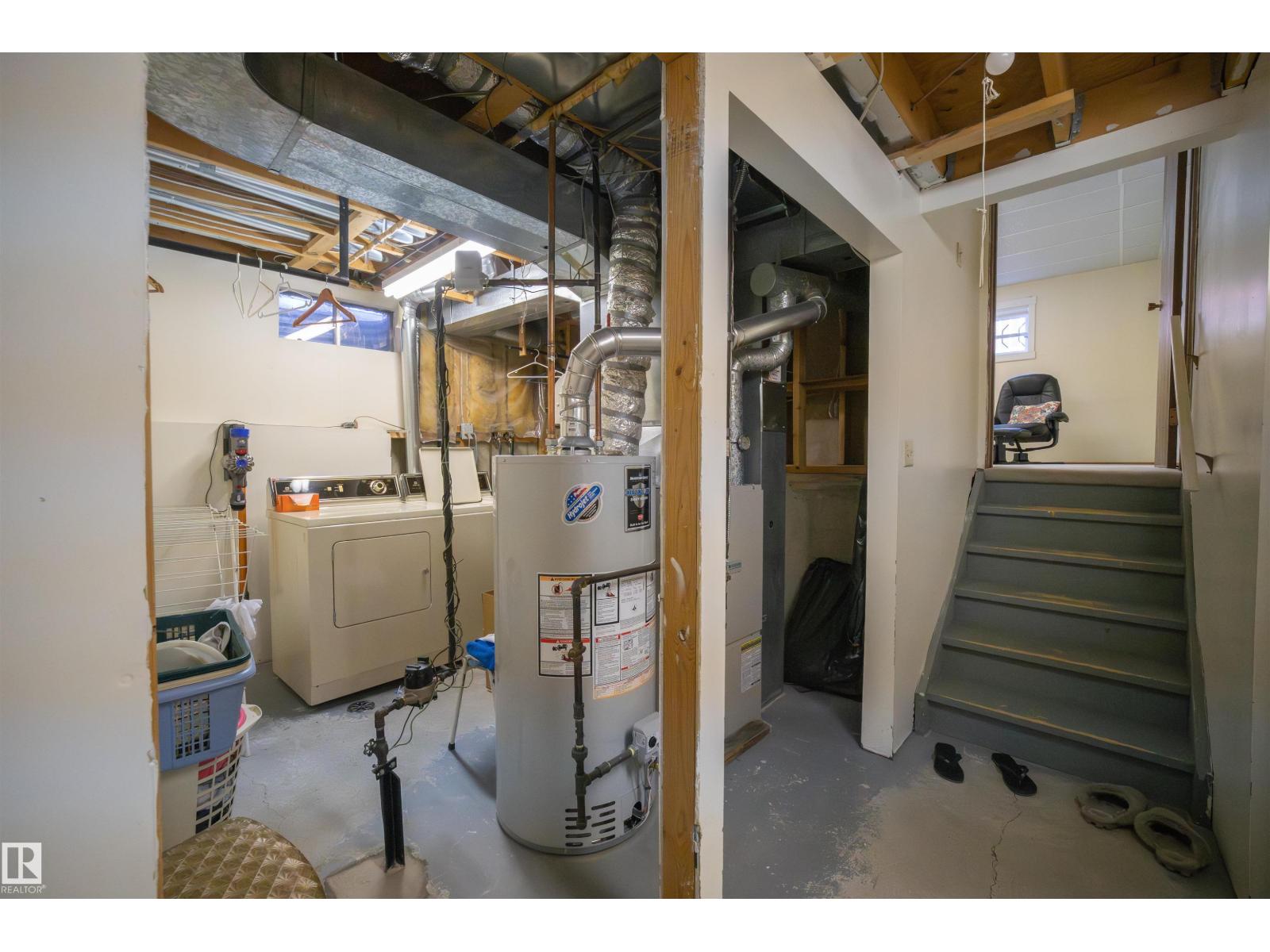 4724 38B AV NW NW - 19