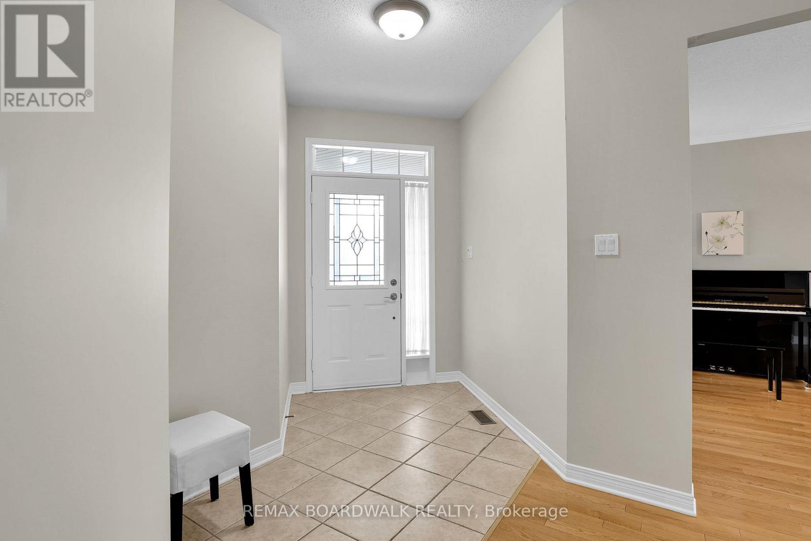 82 UPNEY DRIVE - 10