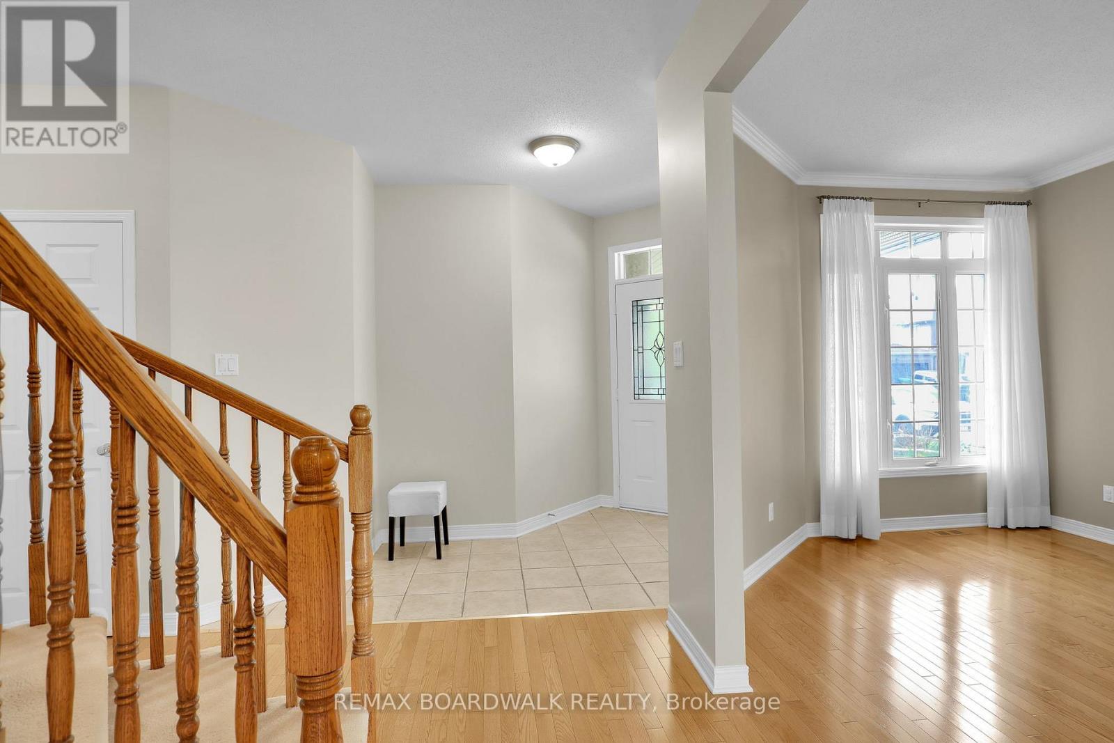 82 UPNEY DRIVE - 11