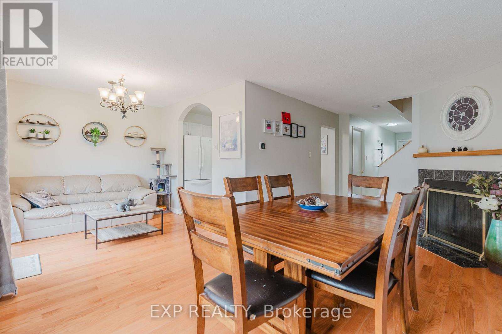 378 VALADE CRESCENT - 10