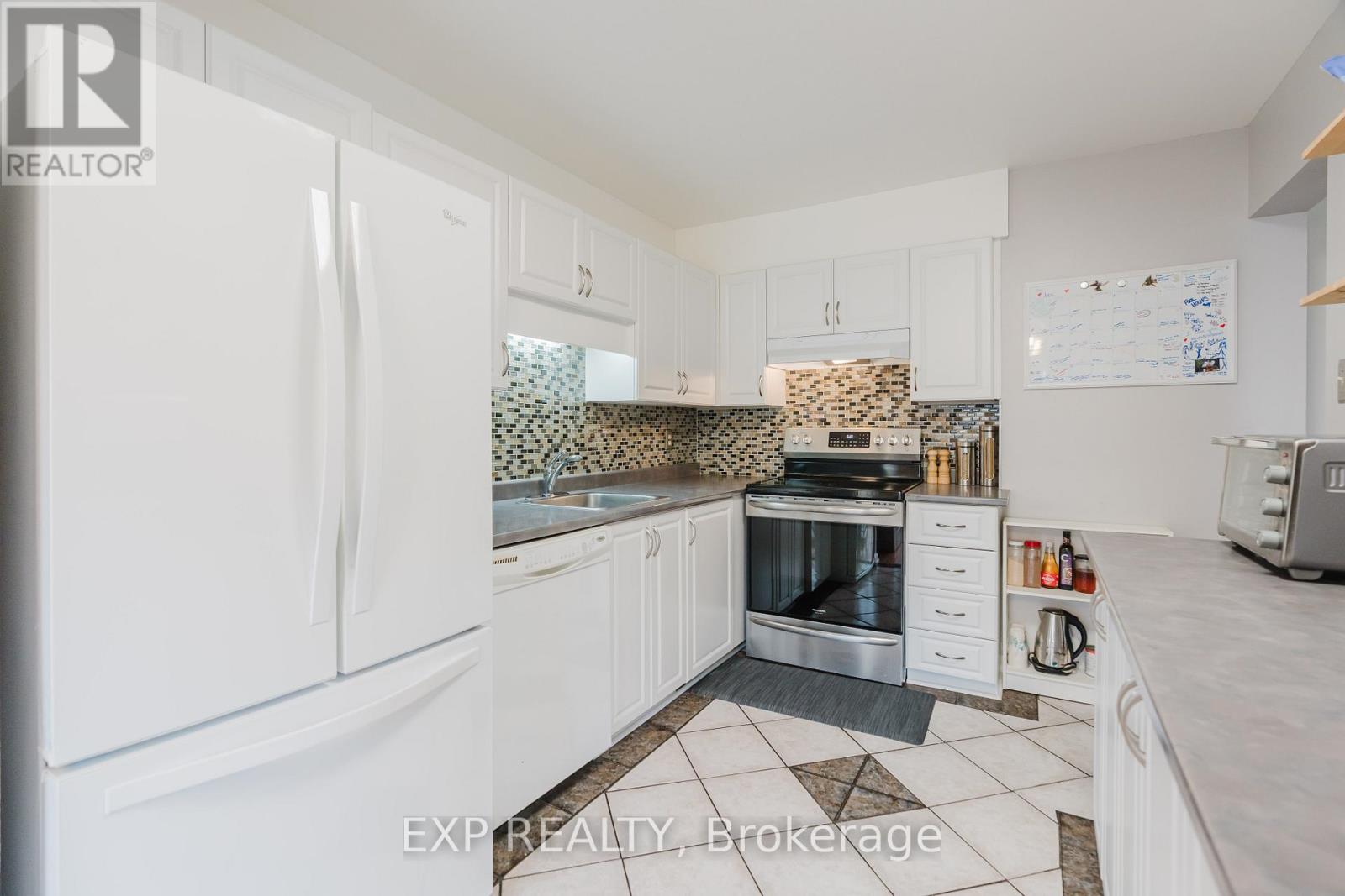 378 VALADE CRESCENT - 14