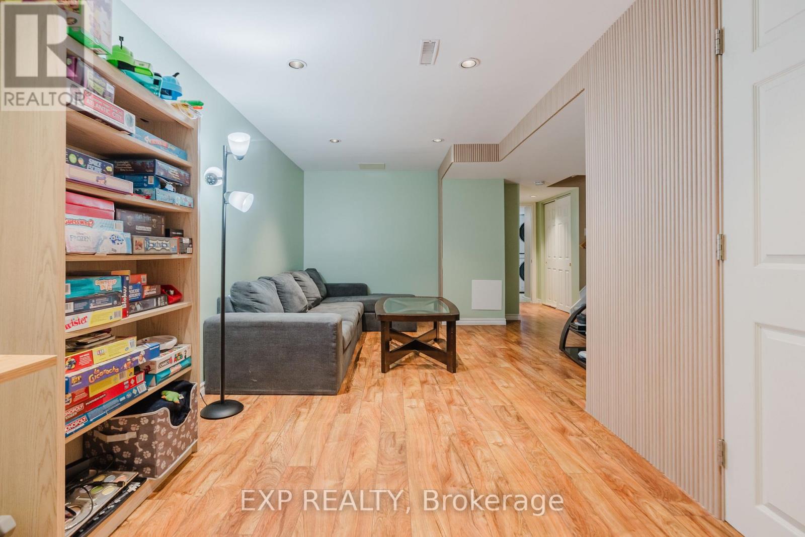 378 VALADE CRESCENT - 33