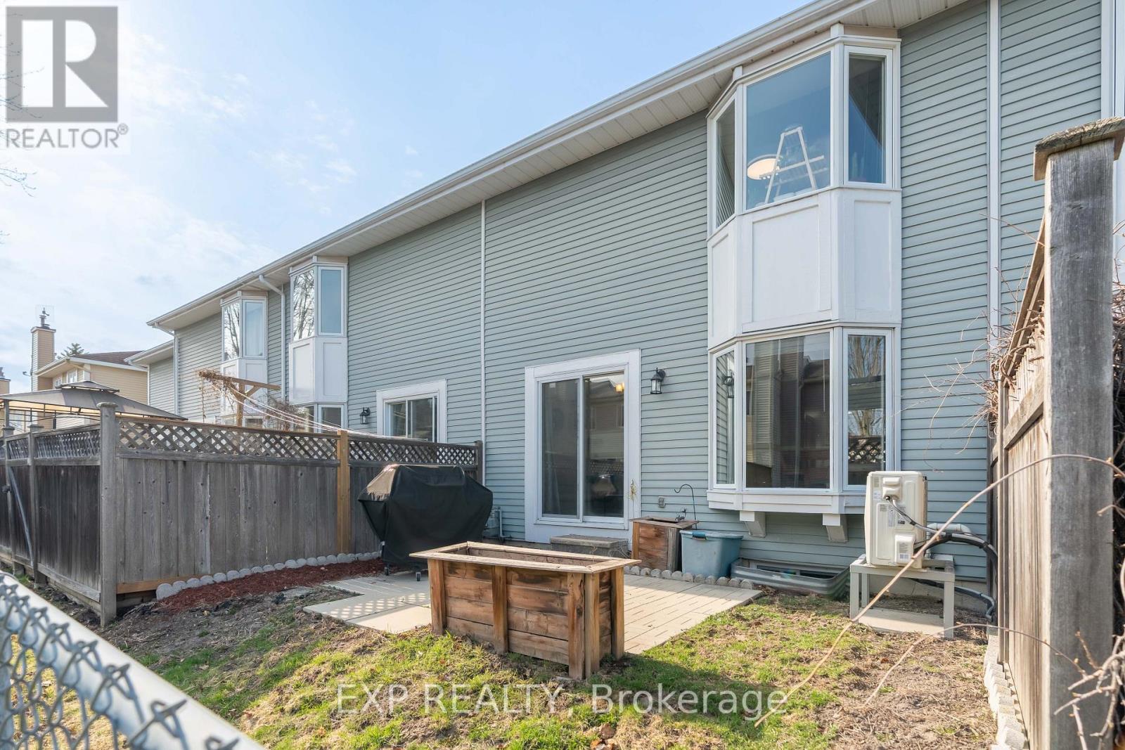 378 VALADE CRESCENT - 38