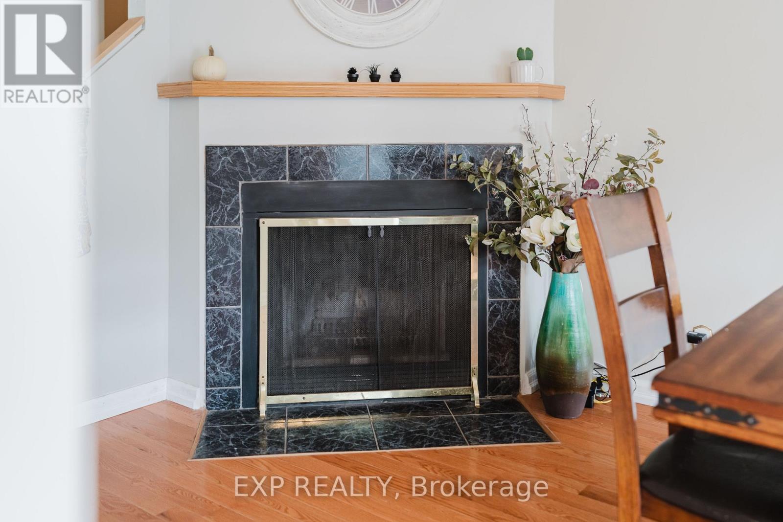 378 VALADE CRESCENT - 7