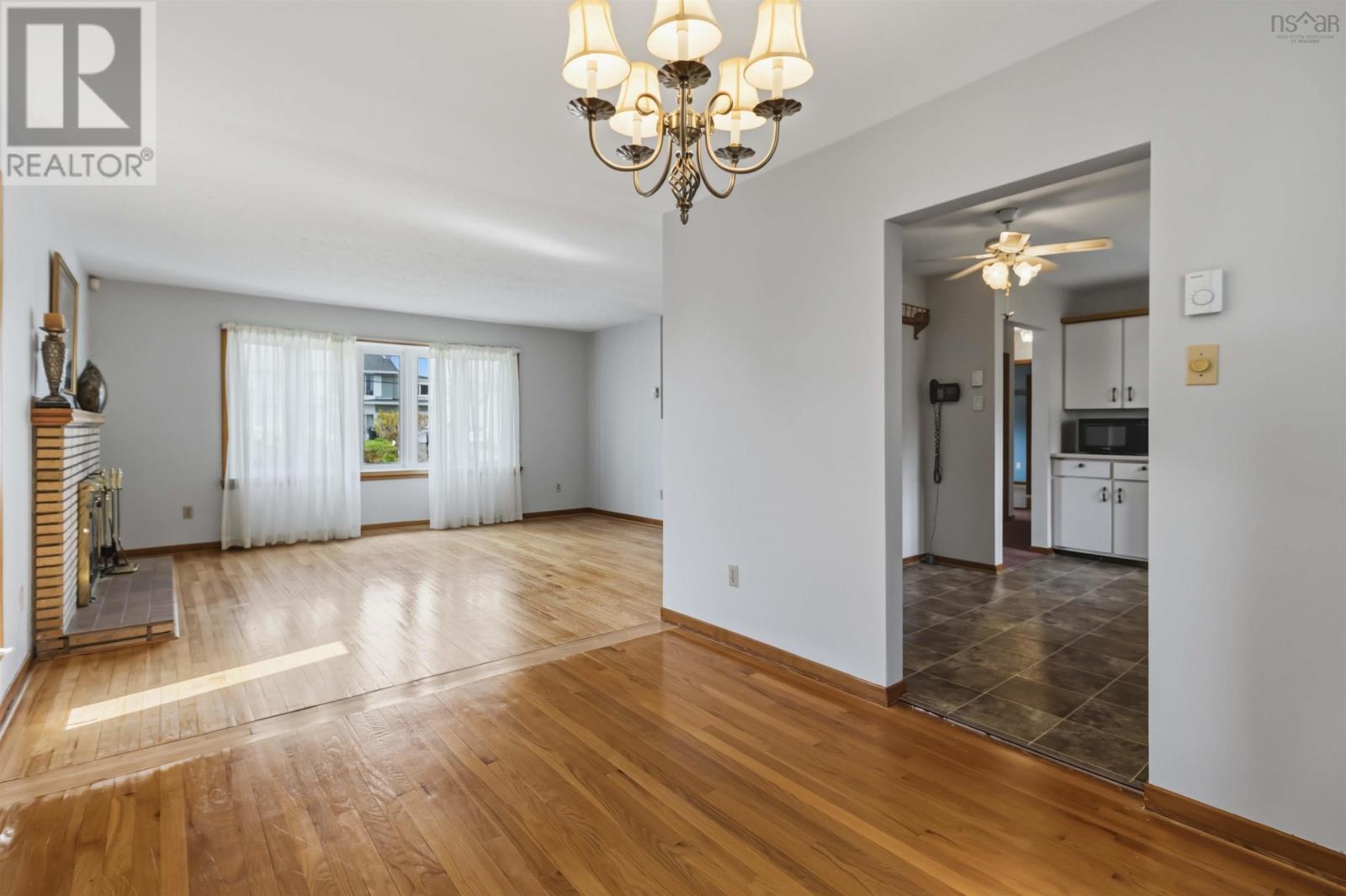 Property 30 of 50 of 107 Flamingo Drive