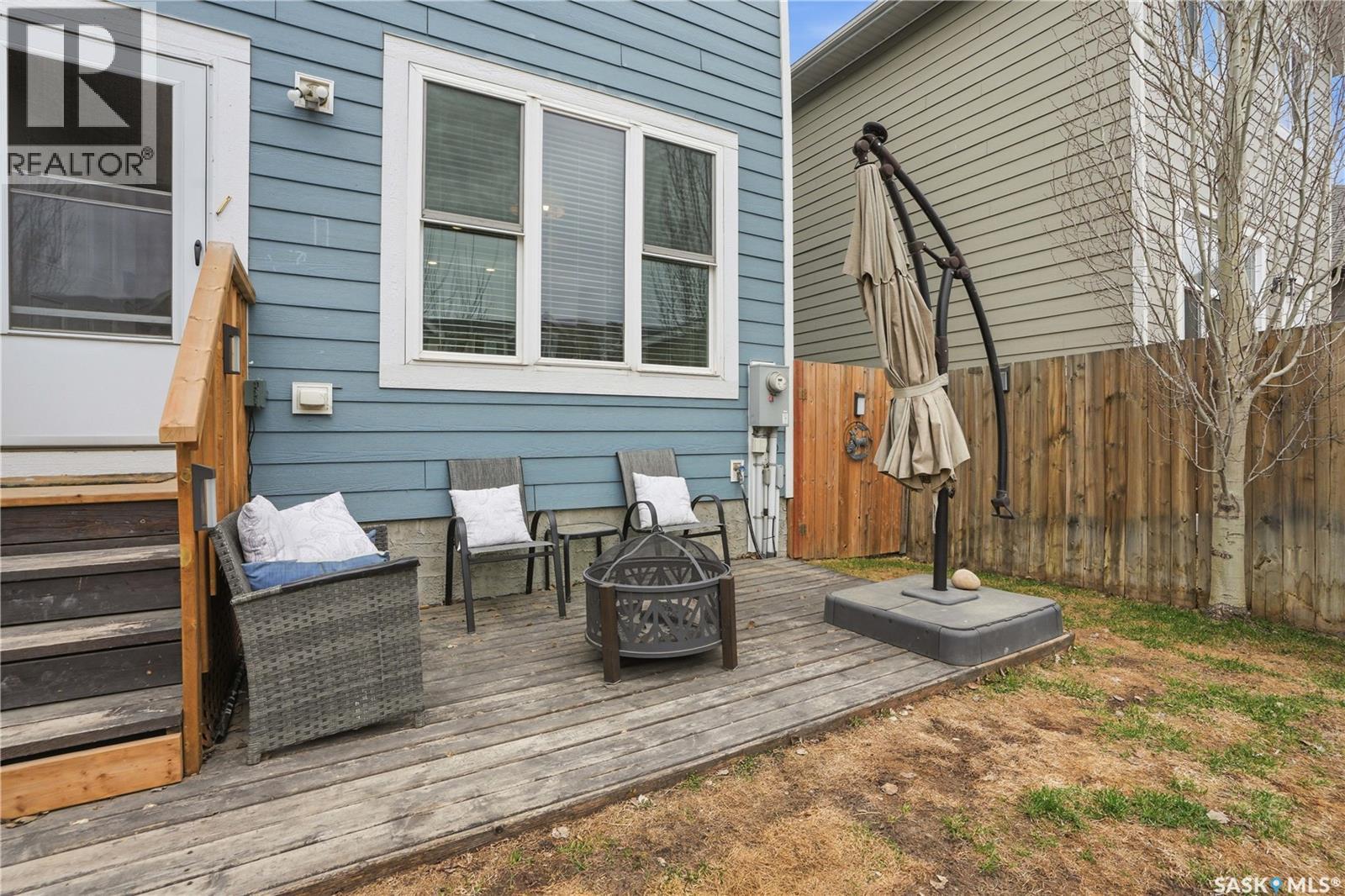 431 Eaton LANE - 45