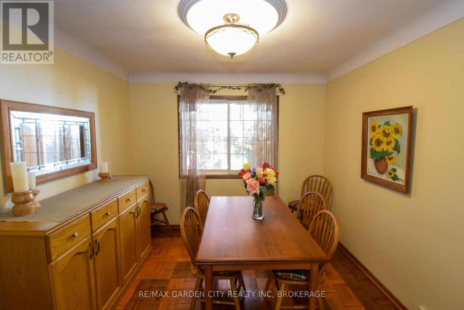 40 BELAIR DRIVE - 16