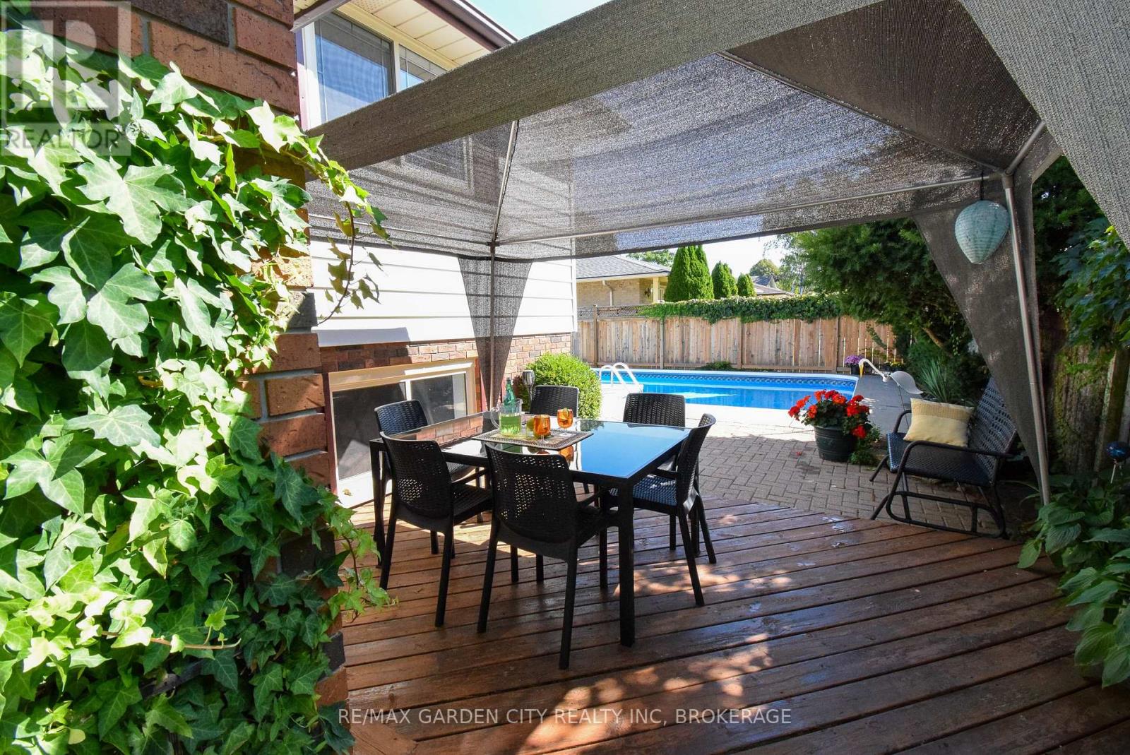 40 BELAIR DRIVE - 39