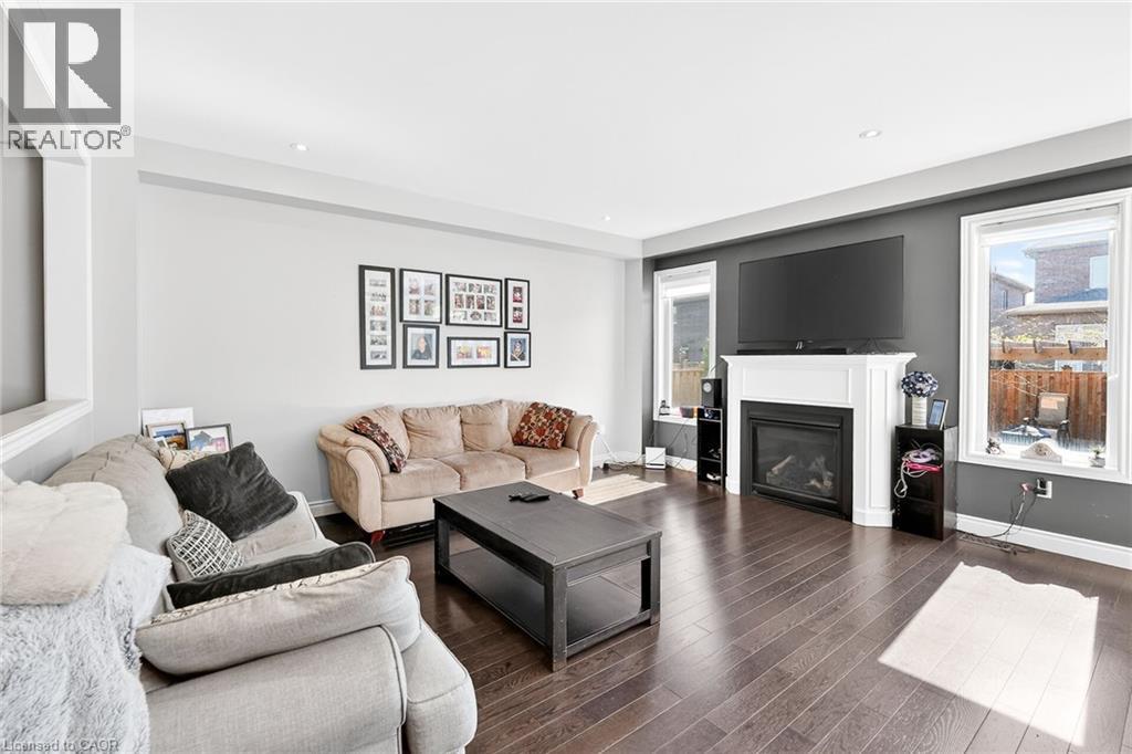 82 CHAUMONT Drive - 13