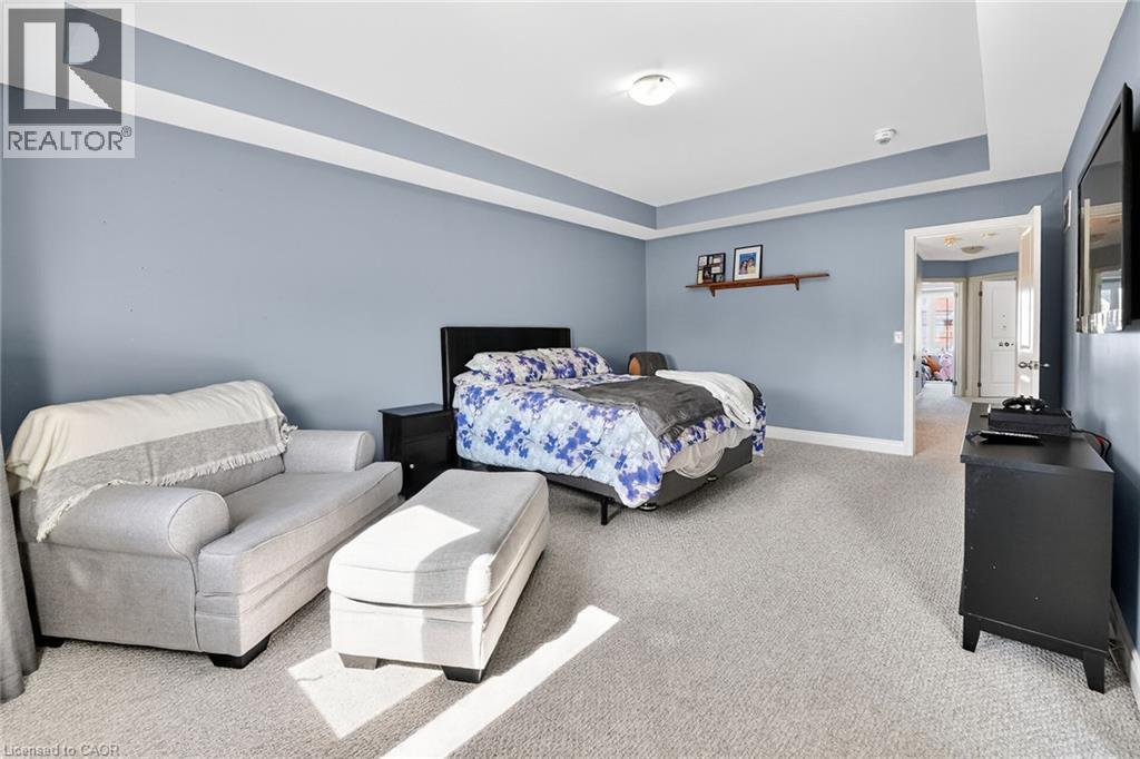82 CHAUMONT Drive - 21