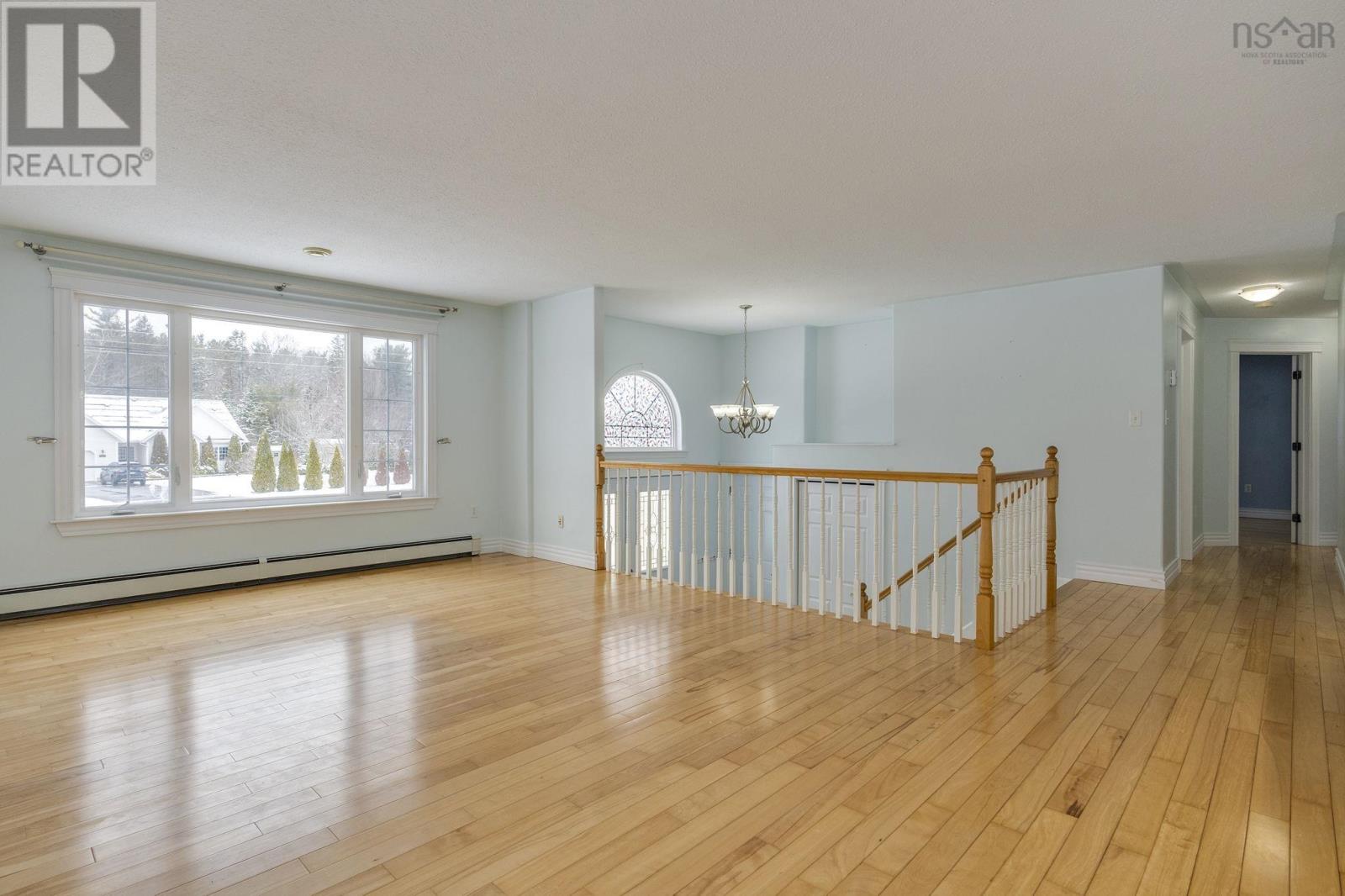 10 Cameron Drive - 8