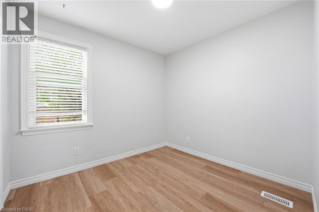 177 EAST 31ST Street Unit# MAIN FLOOR, Hamilton, Ontario, L8V3P4 — Photo 22