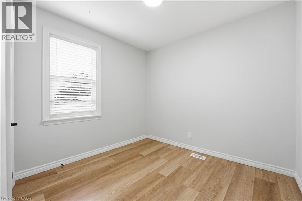 177 EAST 31ST Street Unit# MAIN FLOOR, Hamilton, Ontario, L8V3P4 — Photo 12