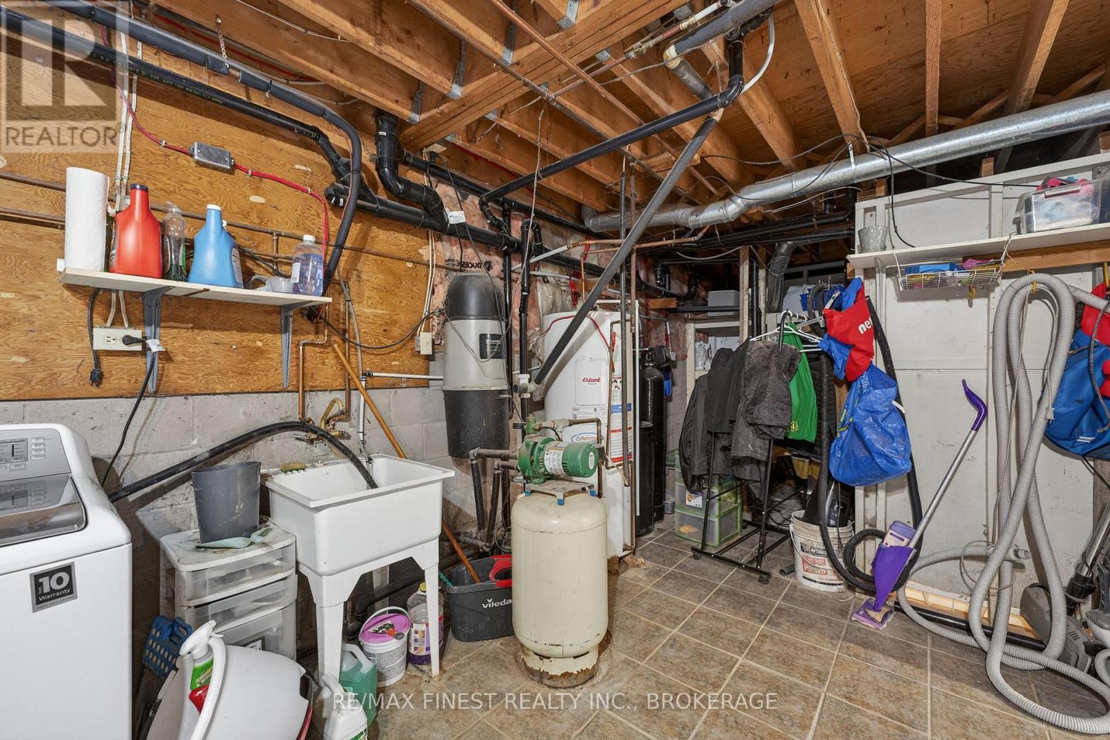 2055 SWITZERVILLE ROAD - 33