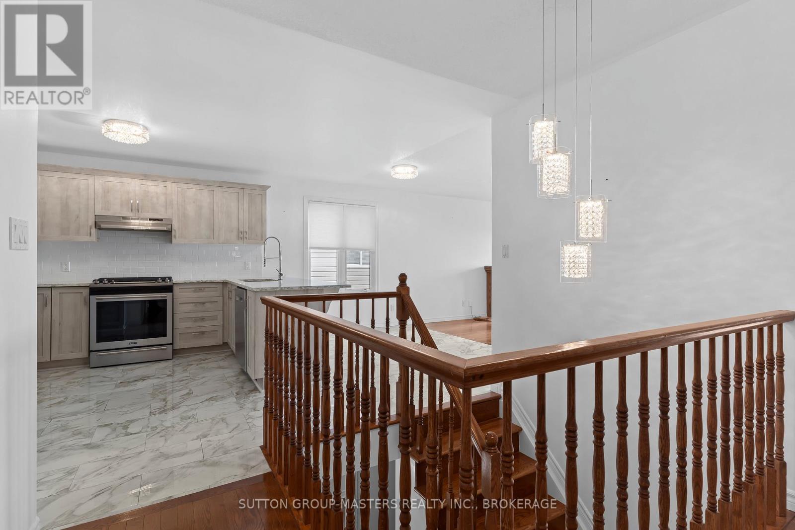 679 MELROSE STREET - 16