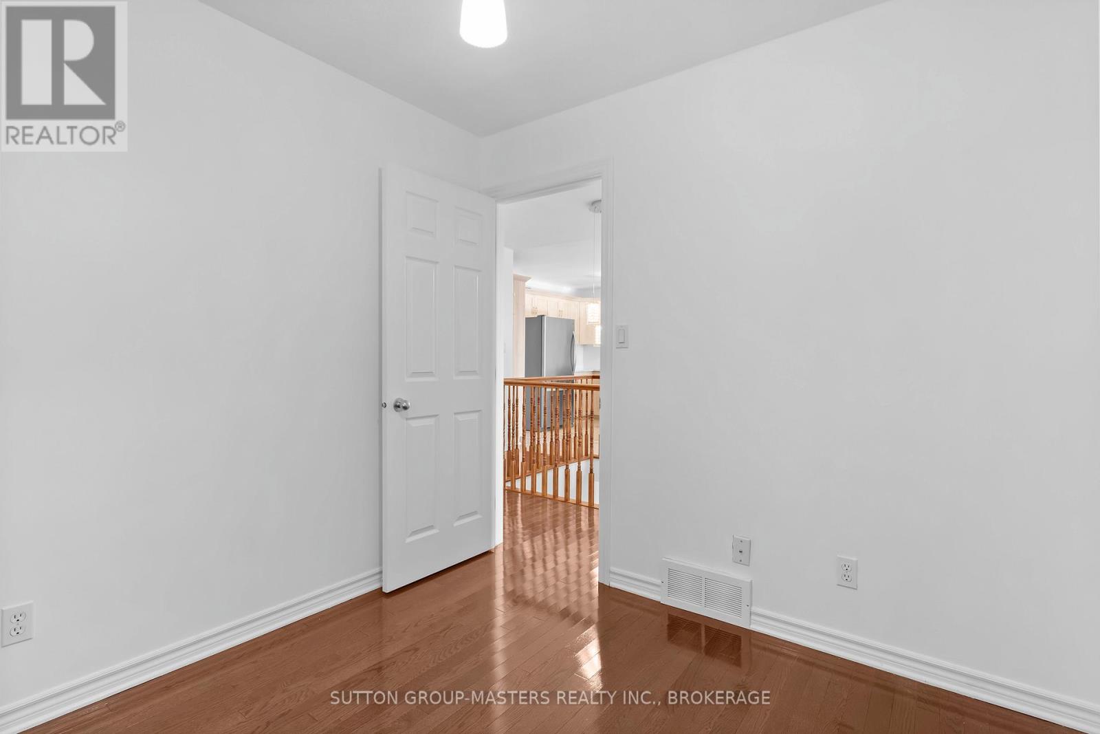 679 MELROSE STREET - 18