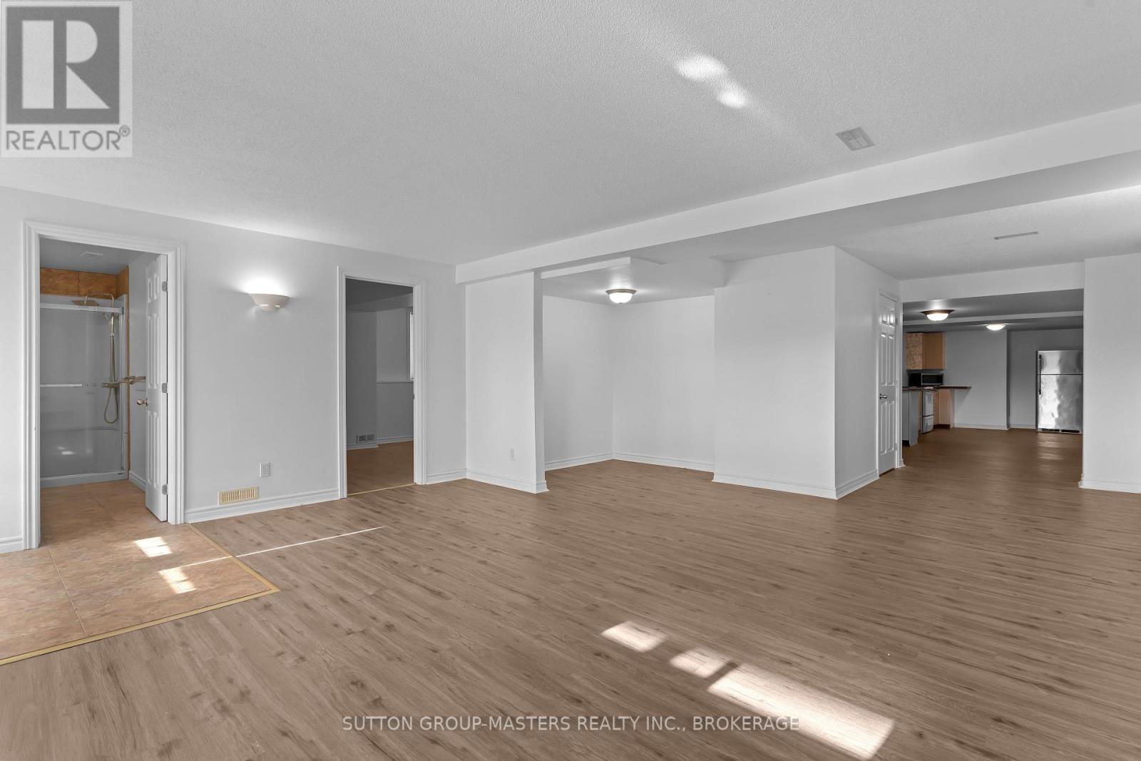 679 MELROSE STREET - 37