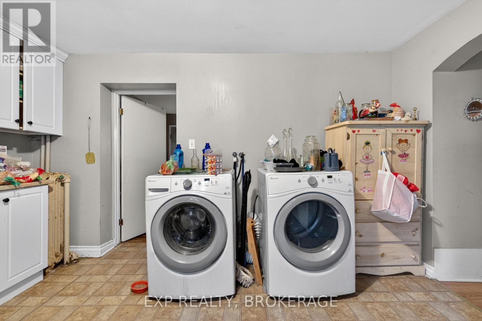 342 KING STREET W - 24
