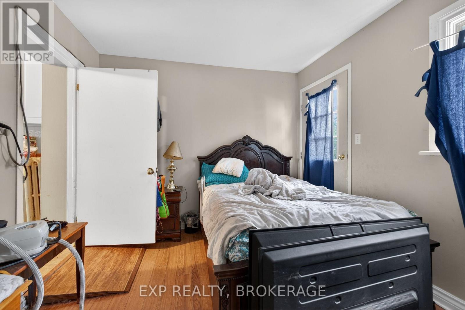 342 KING STREET W - 26