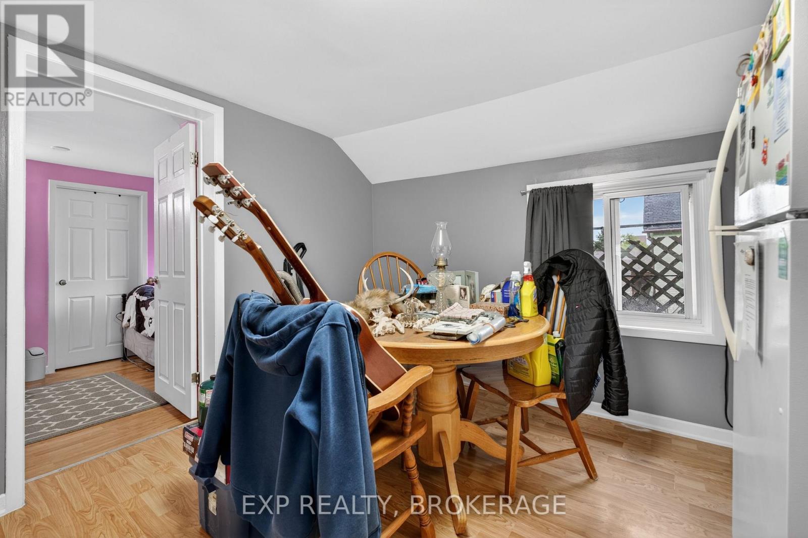 342 KING STREET W - 5