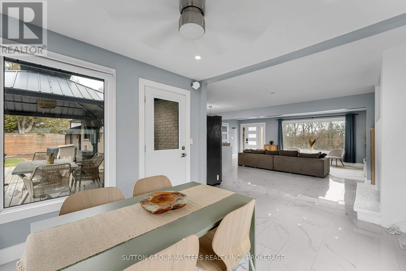 1611 SUNNYSIDE ROAD - 15