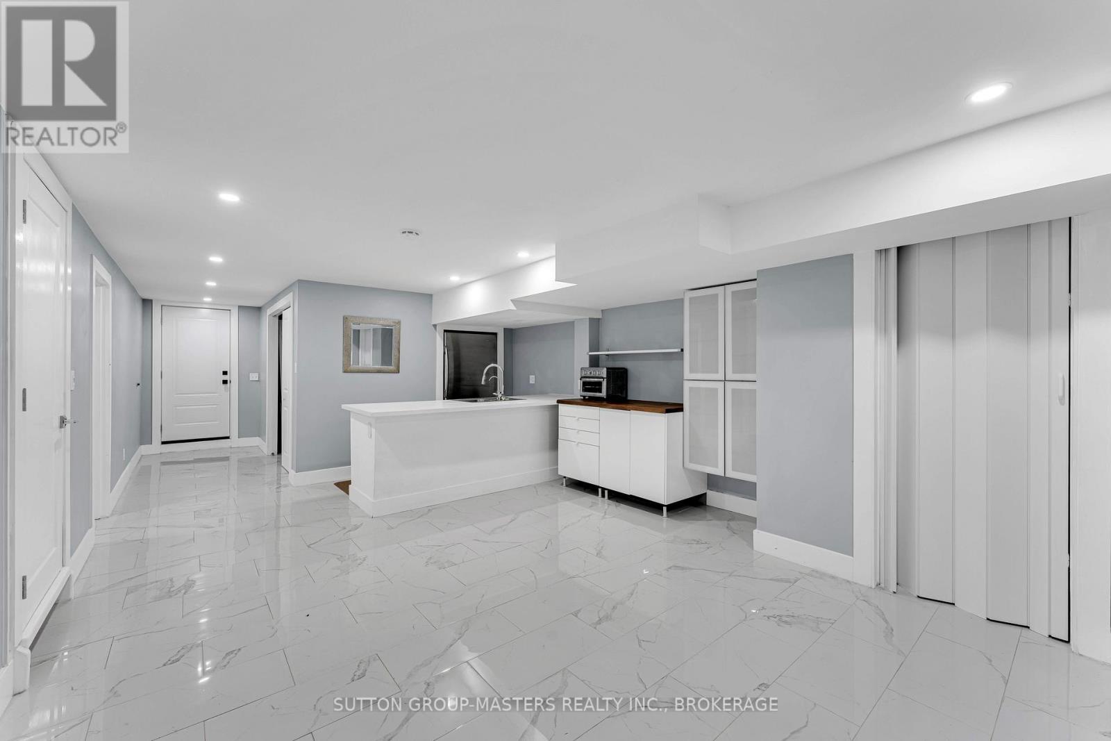1611 SUNNYSIDE ROAD - 24