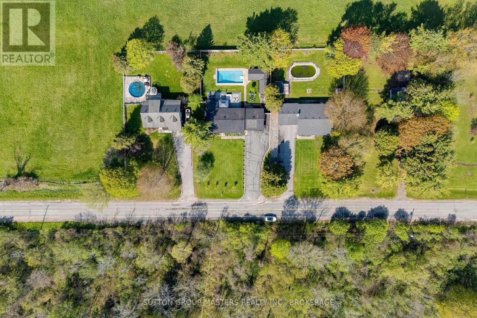 1611 SUNNYSIDE ROAD - 39
