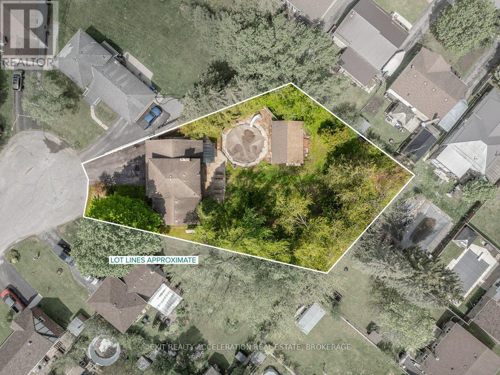 281 SMITH CRESCENT - 46