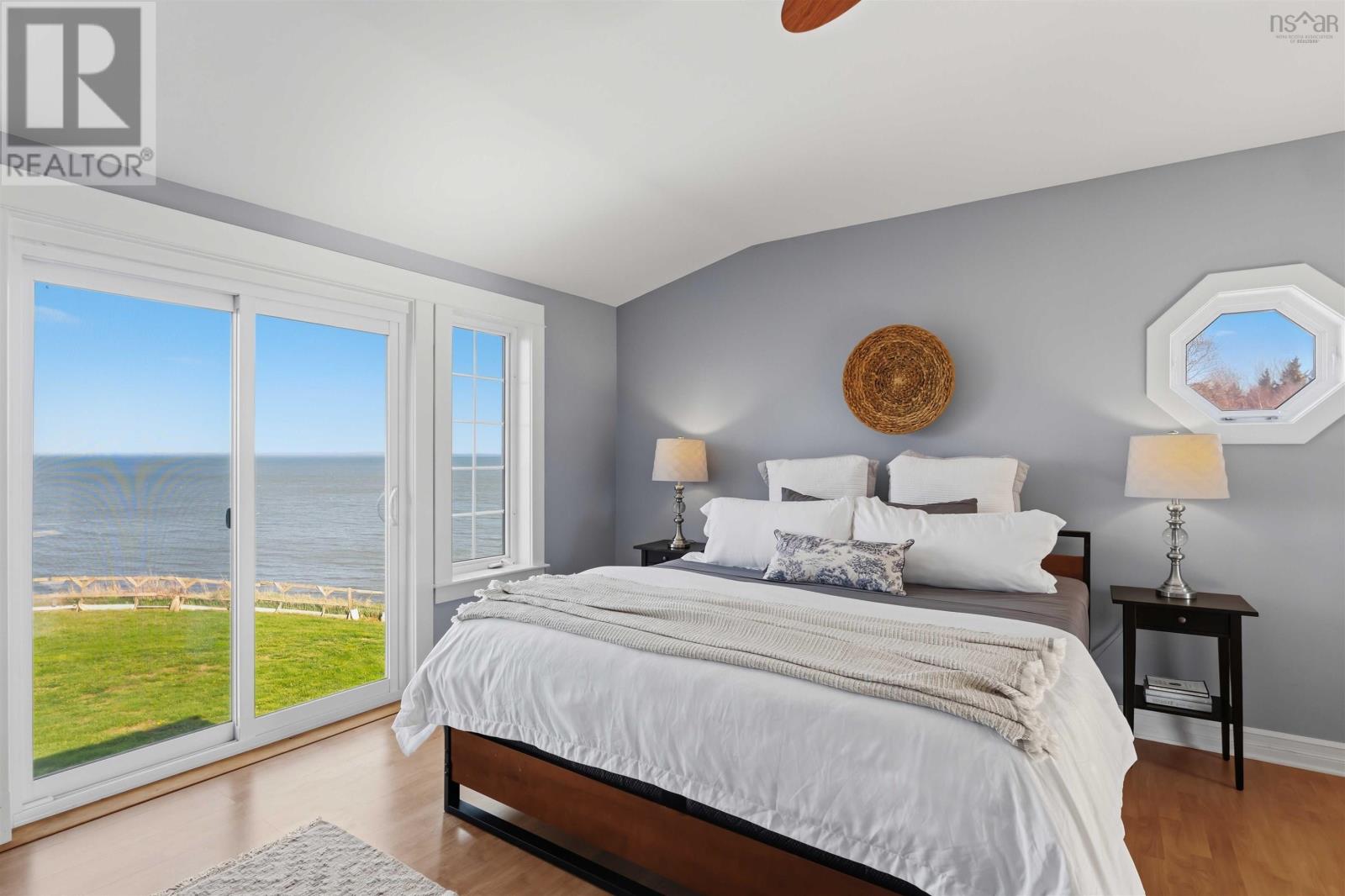 79 Blomidon Crescent - 25