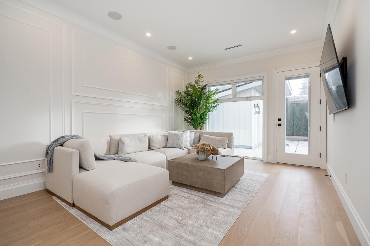 8888 HADDEN STREET, Langley