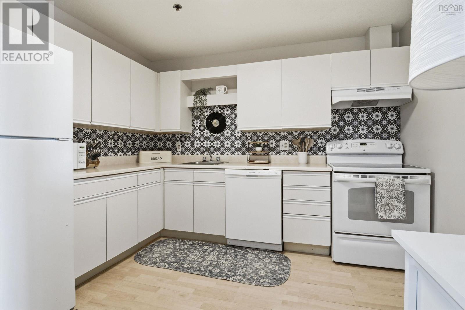 Property 8 of 27 of 117 3700 John Parr Drive