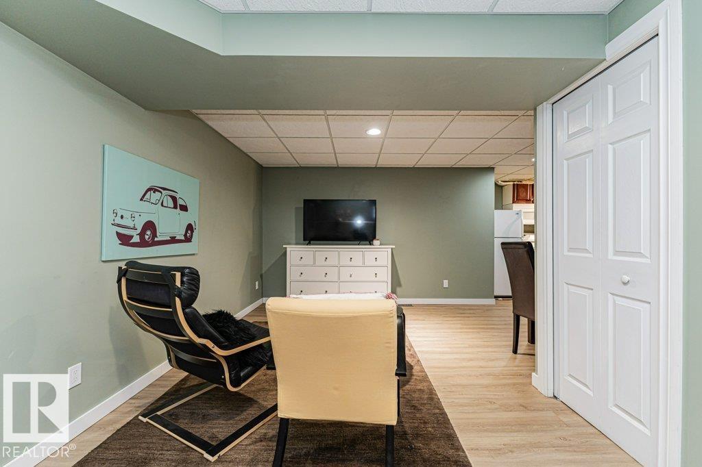 3508 113B ST NW - 34