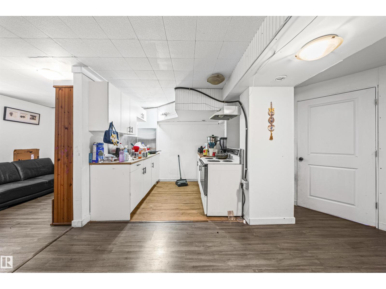 115 WARWICK RD NW - 18
