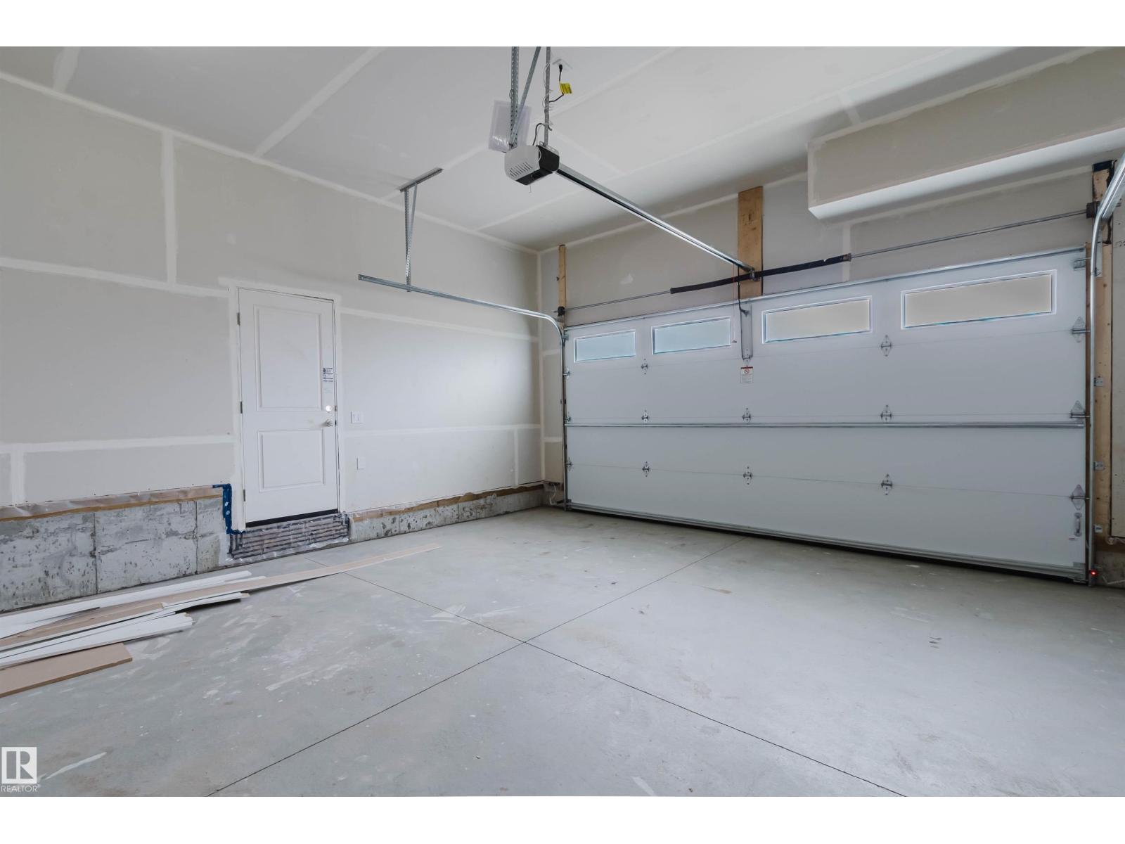 226 EDGEMONT GR NW - 10