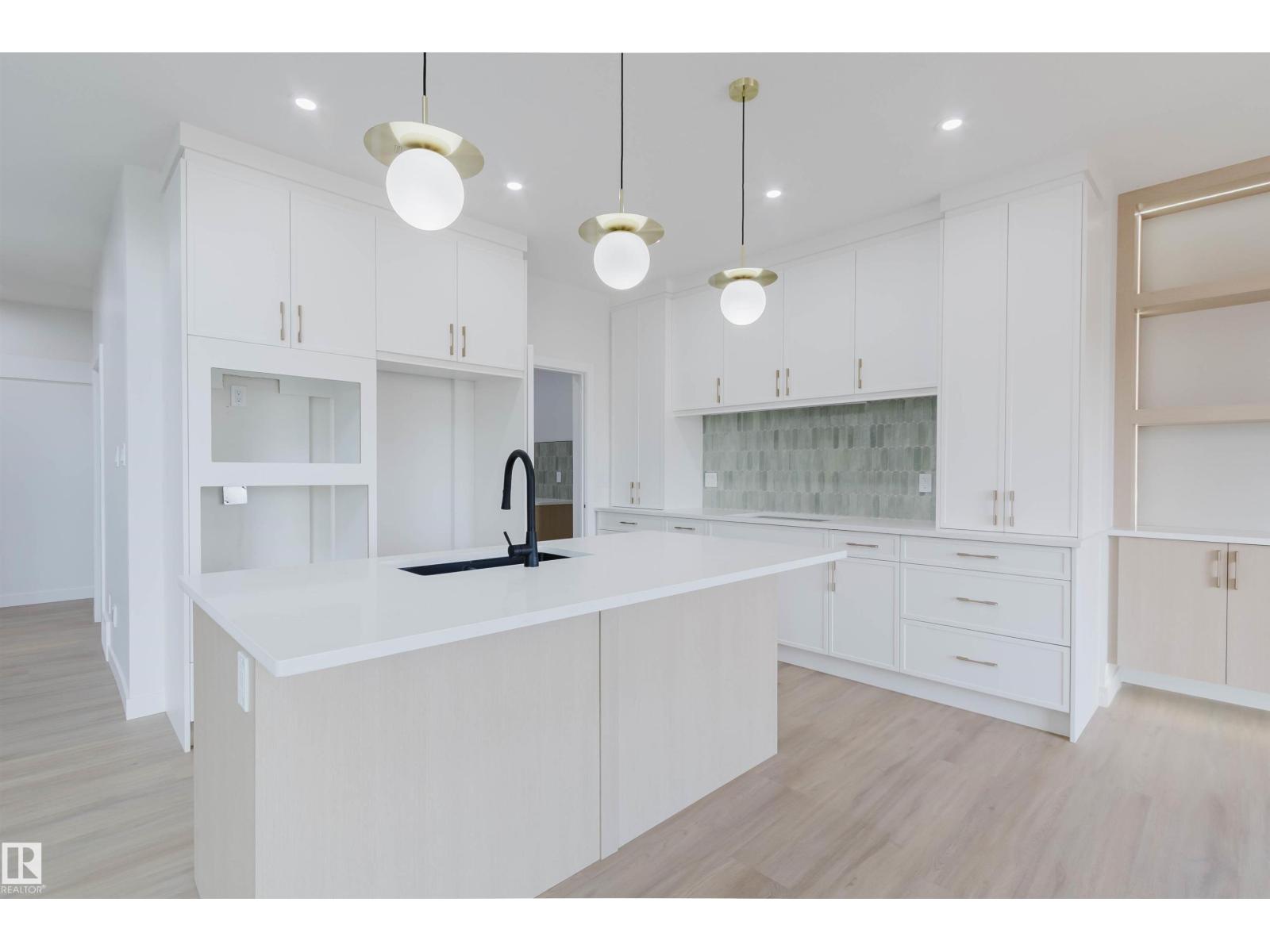 226 EDGEMONT GR NW - 20