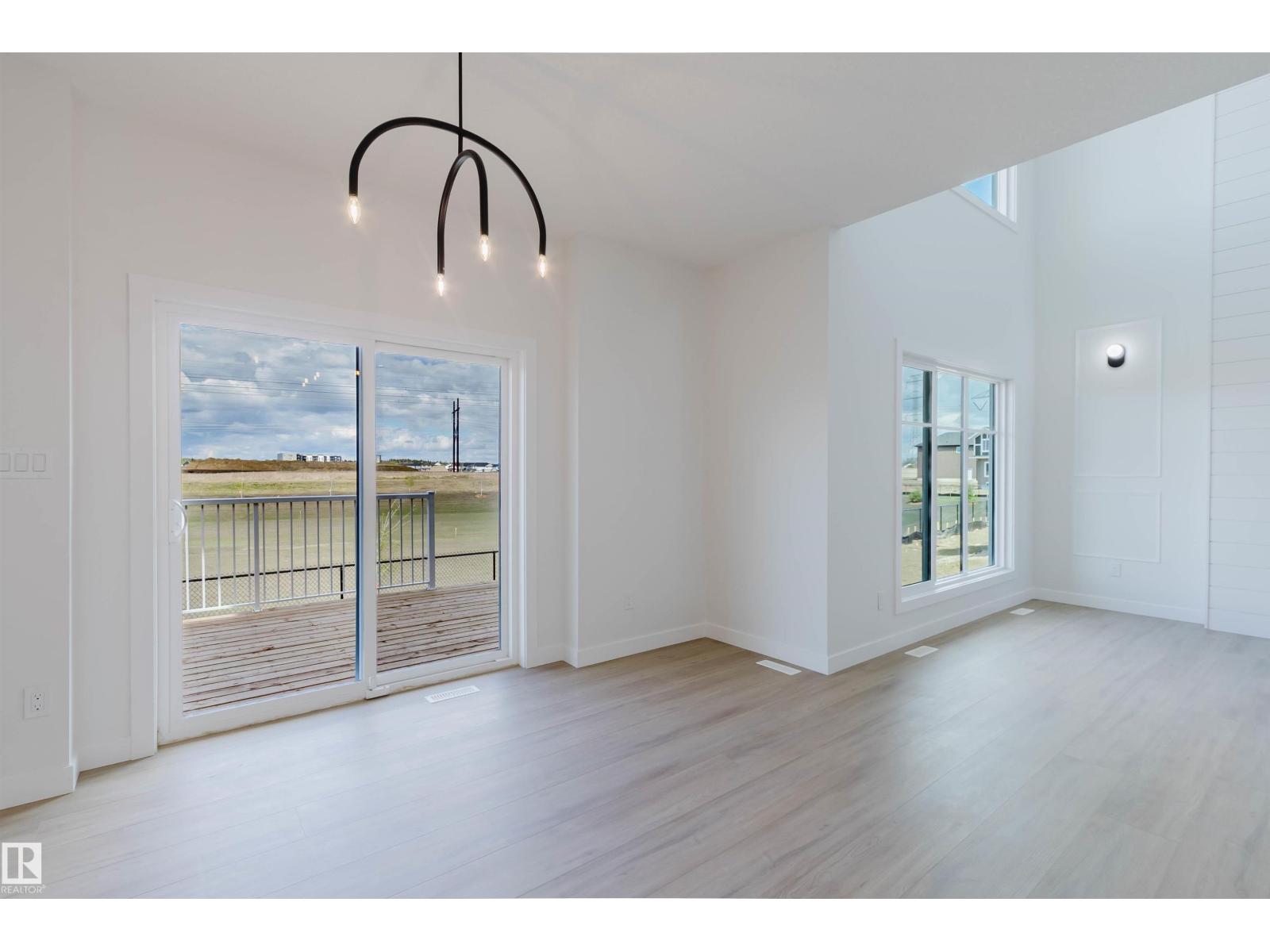 226 EDGEMONT GR NW - 23
