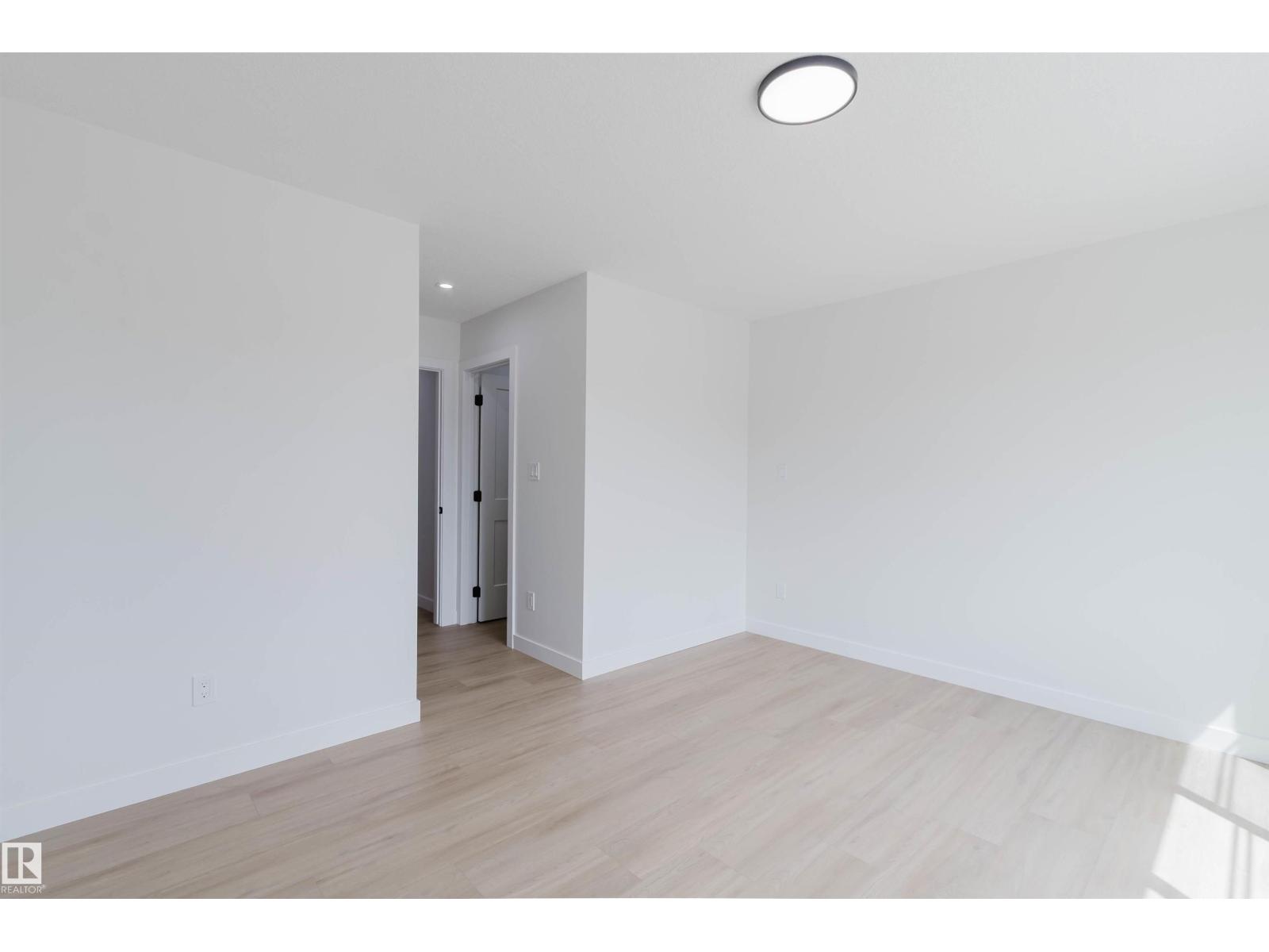 226 EDGEMONT GR NW - 39