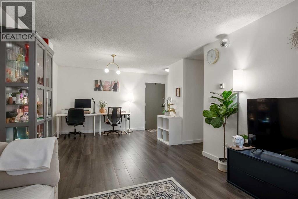 #301 523 15 Avenue SW - 12