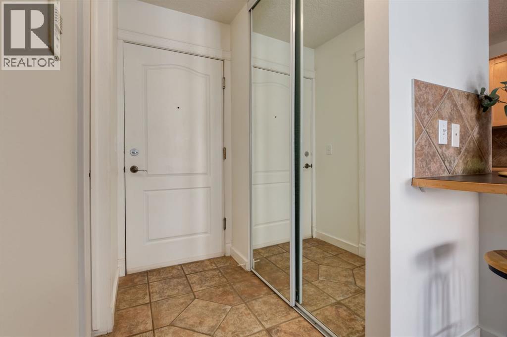 #105 308 24 Avenue SW - Image 3