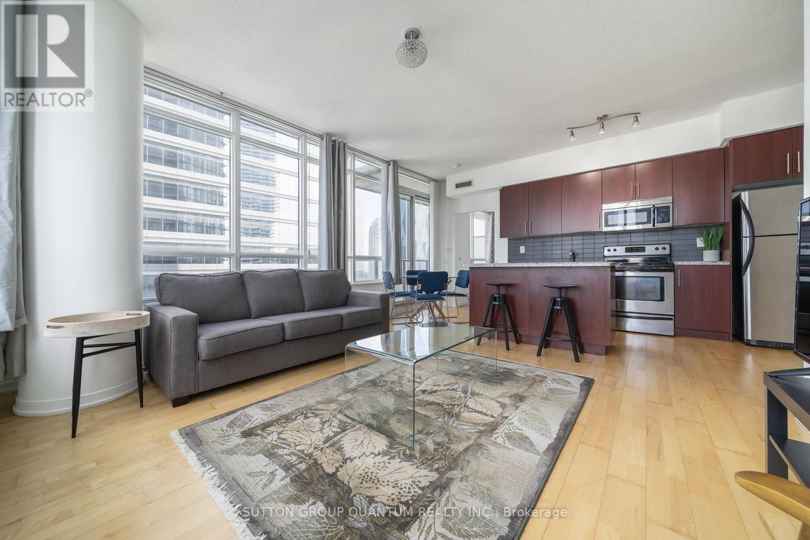 #2605 65 BREMNER BOULEVARD - 11