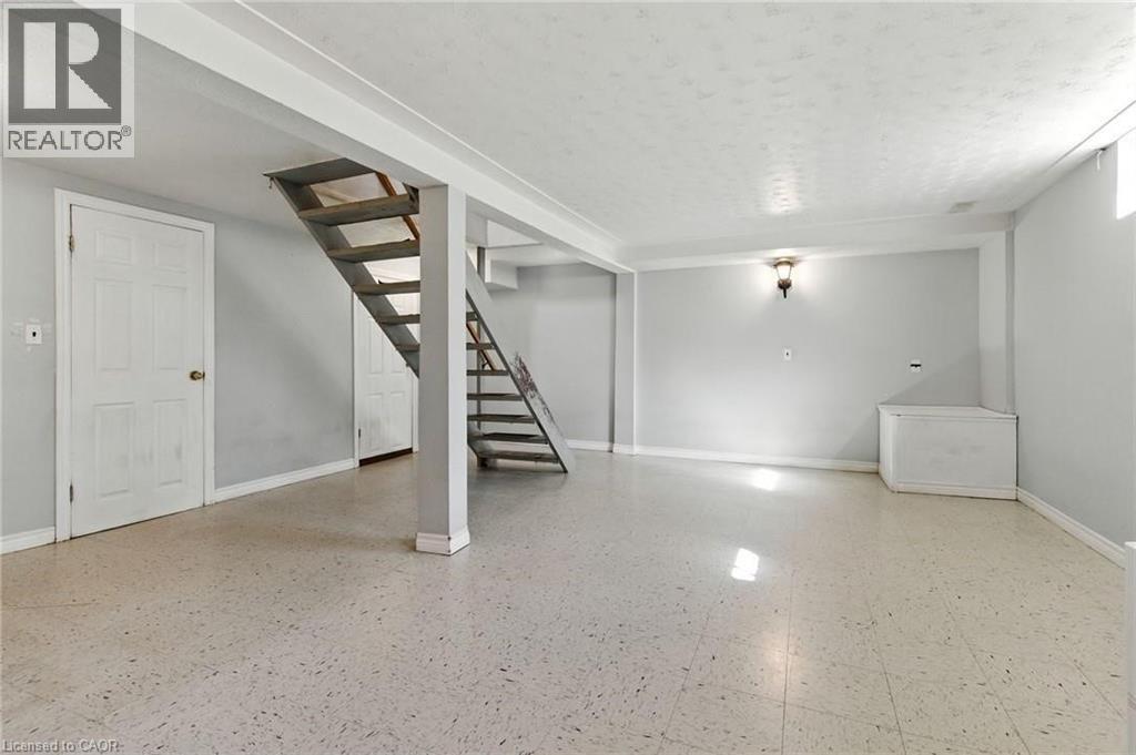 18 JASPER Drive, Stoney Creek, Ontario, L8G2S7 — Photo 18