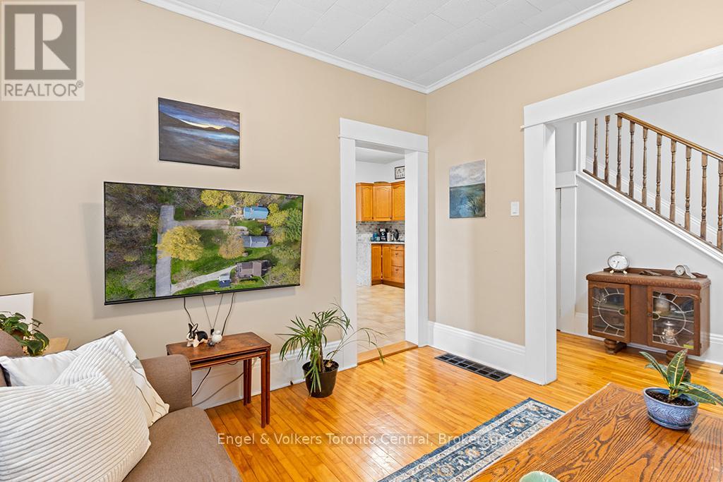 2068 7TH AVENUE W - 16