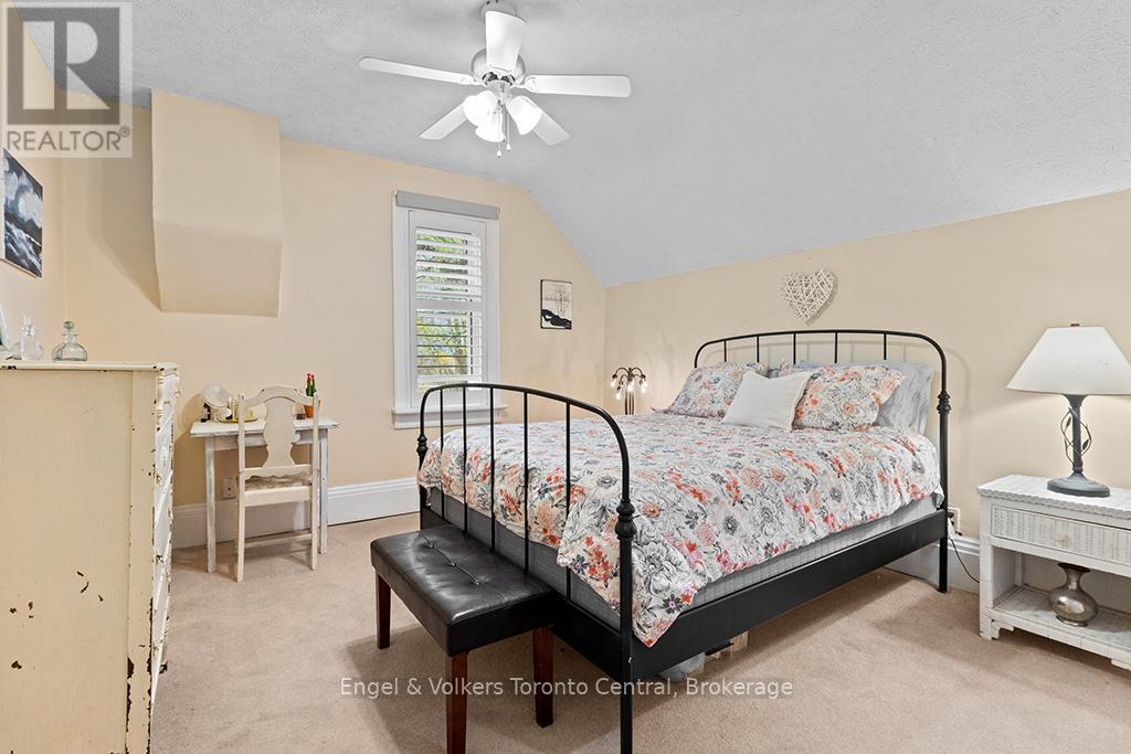 2068 7TH AVENUE W - 28