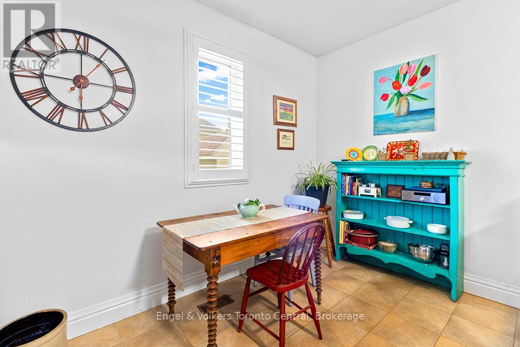 2068 7TH AVENUE W - 13
